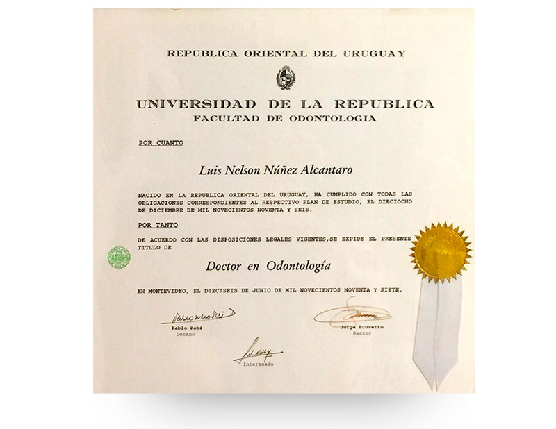 dr_luis-nelson-nuñez_diploma_1